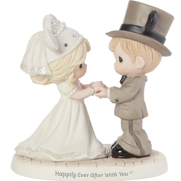 Precious Moments Disney “Happily Ever After With You” - Picture 1 of 1